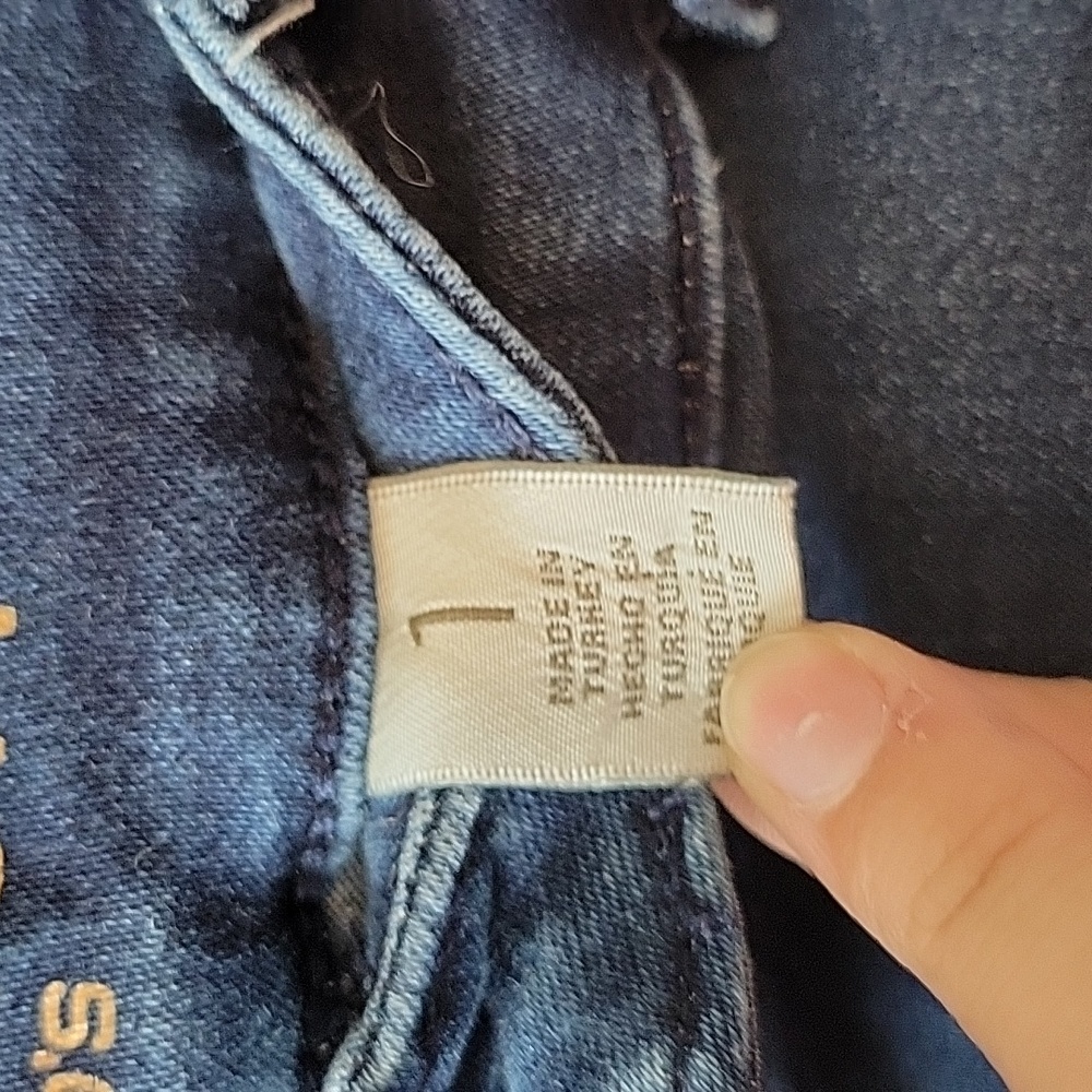 Chico's Jeans in Chico's Size 1 - Picture 3 of 8